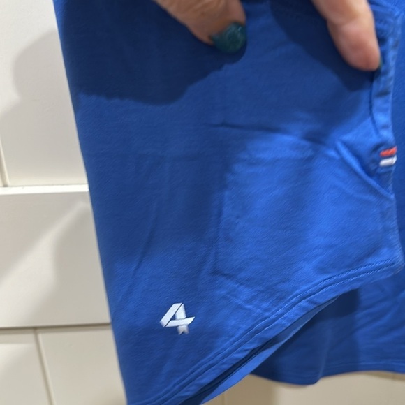 NWT Fourlaps Curve tank. Size medium Oversized and extremely soft. - Picture 3 of 5